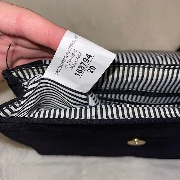 Christian Siriano Crossbody Bag Black - Picture 9 of 9